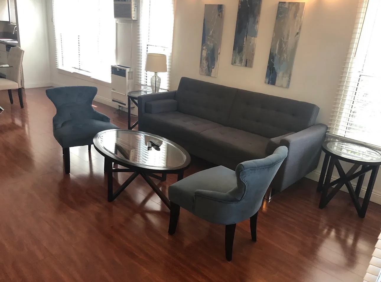 2 bed, 1300 sqft, $3,799 — Photo 3