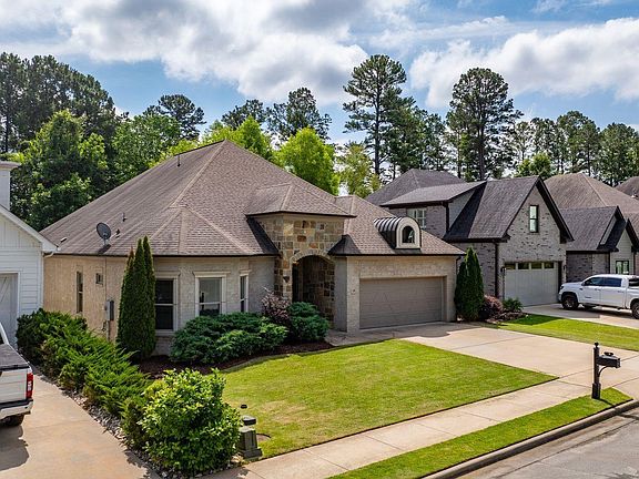 2nd image of 19 Waterside Dr