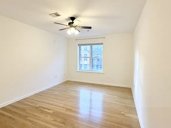 77 Jefferson Street image 15 of 28