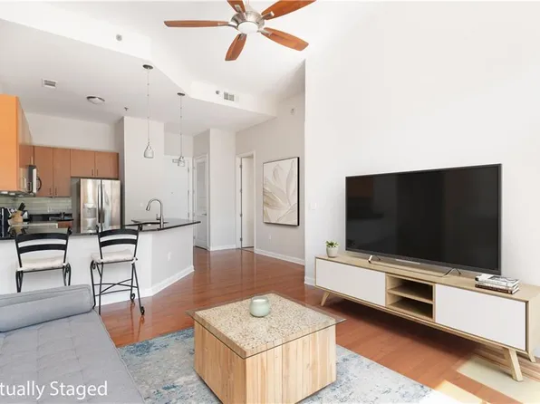 711 Cosmopolitan Dr #123, Atlanta, GA 30324