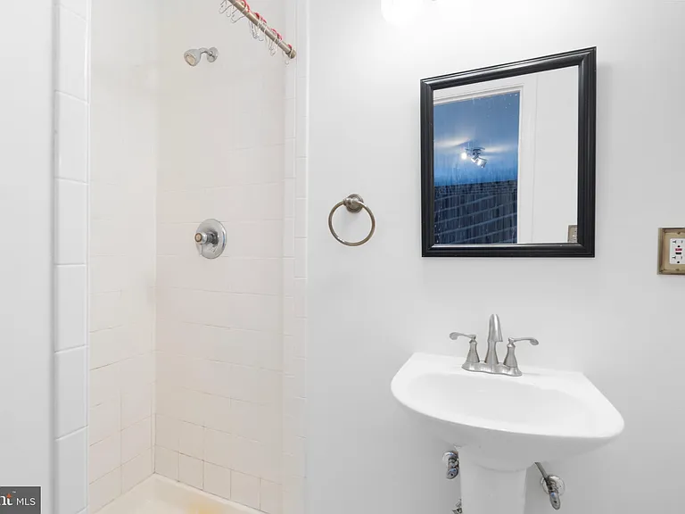 2636 E Side Dr — Photo 25