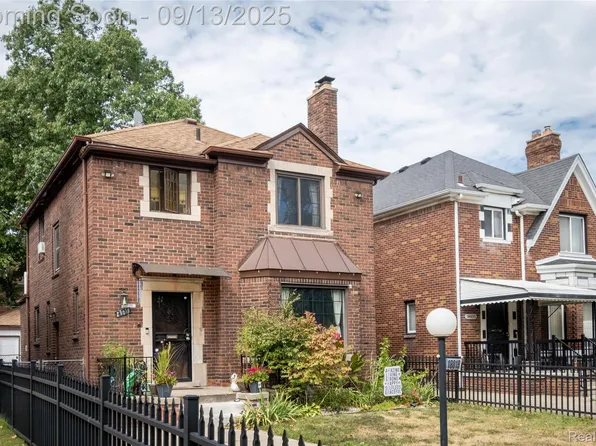 18019 Santa Barbara Dr, Detroit, MI 48221