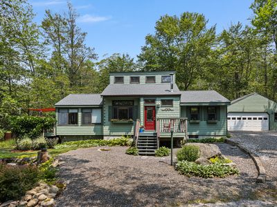 6 North Beach Road, Raymond, ME, 04071