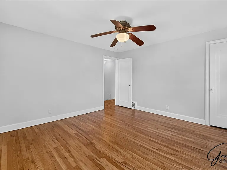 5911 Somerset Ave — Photo 16
