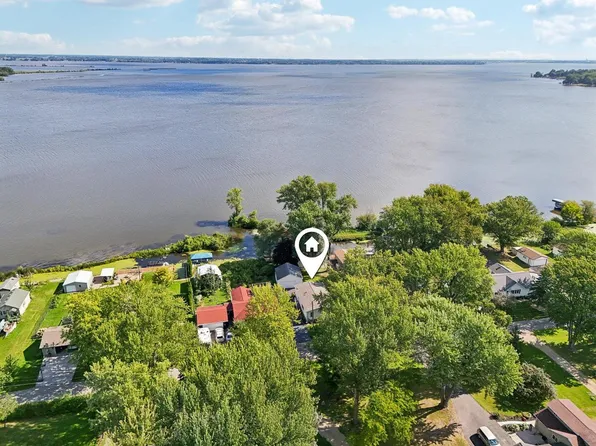 5426 East Reighmoor ROAD, Omro, WI 54963