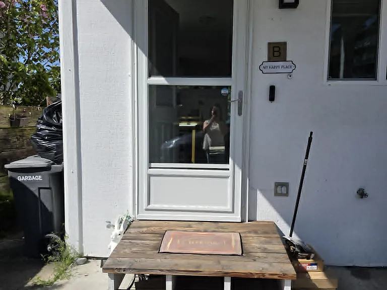 807 S 280th St #B — Photo 2
