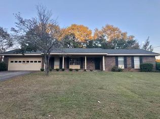 1309 Cambridge Rd, Dothan, AL 36305