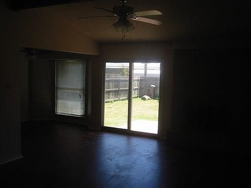 2nd image of 5273 Benbrook St