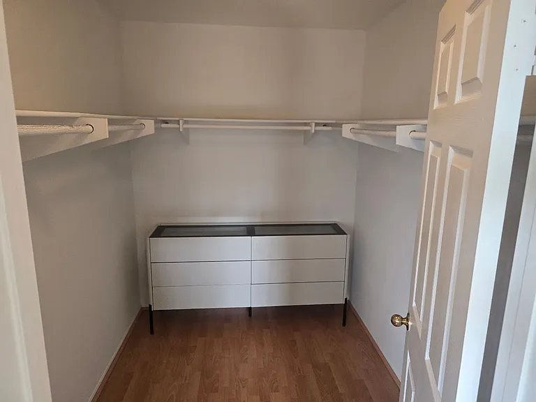 2045 Burton St #51 — Photo 16