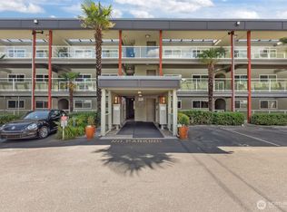 Oasis Condominium, Bellevue, WA 98005