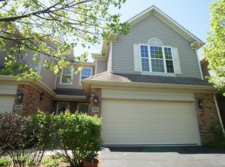 2041 Ivy Ridge Dr, Hoffman Estates, IL 60192