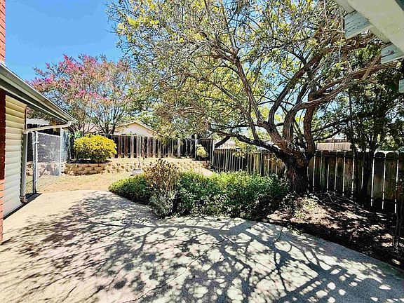 5th image of 14744 Roberto Rio Rd