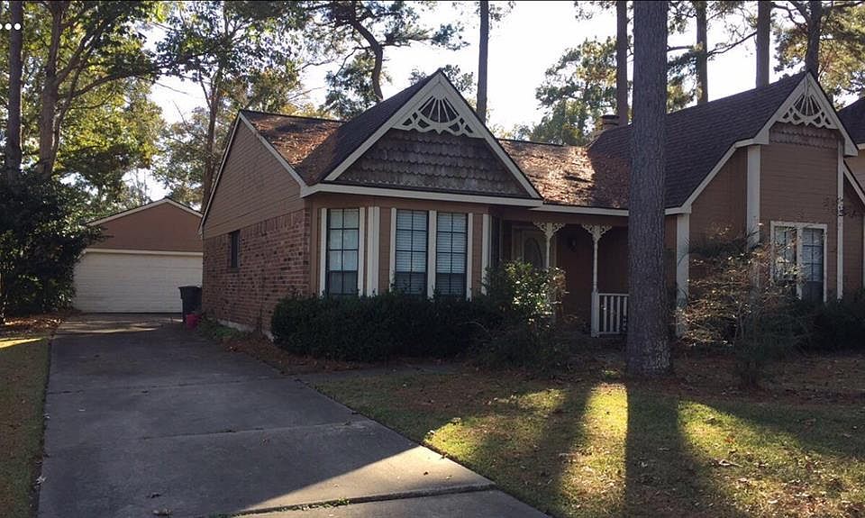 1st image of 2714 Golden Leaf Dr