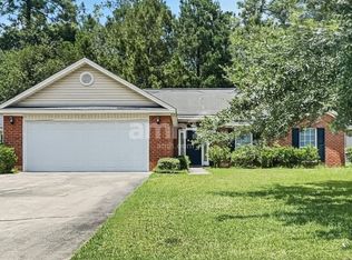 20 Carlisle Ln, Savannah, GA 31419