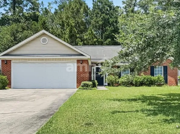 20 Carlisle Ln, Savannah, GA 31419