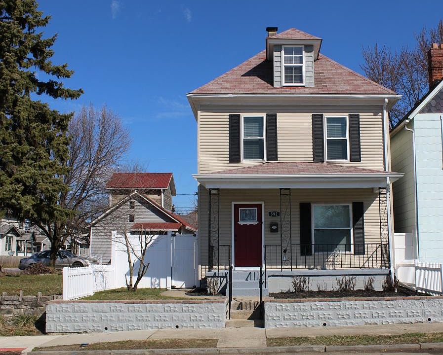 1st image of 592 Stewart Ave