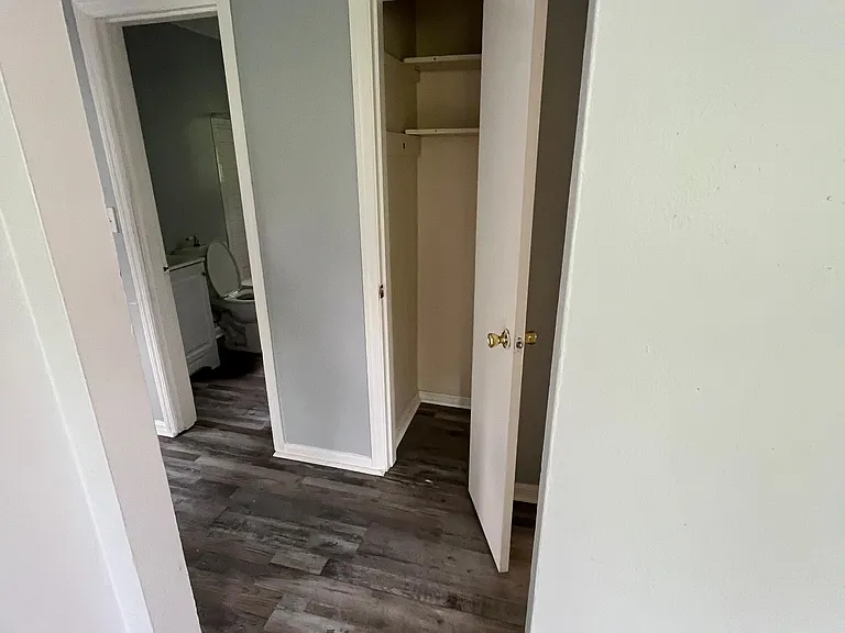 2187 Westwood Northern Blvd — Photo 10