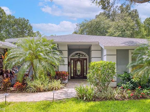 3rd image of 573R Centerwood Dr