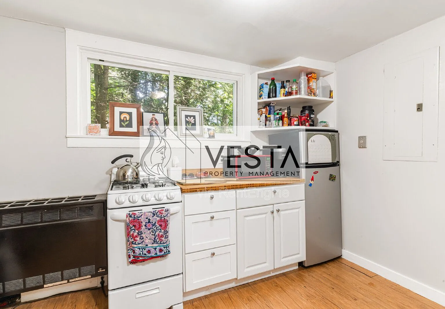 1 bed, 1.0 bath, 400 sqft, $1,325 — Photo 3