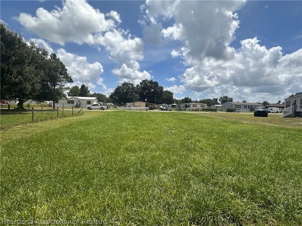 1255 Blue Jay Rd, Wauchula, FL 33873