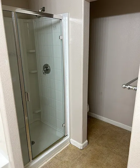 217 Vessona Cir — Photo 12