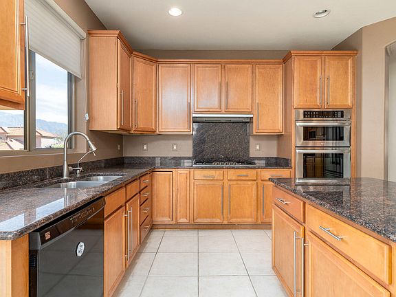 4th image of 63440 E Squash Blossom Ln