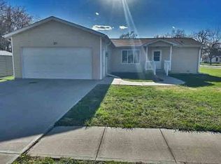 311 N 1st St, Sargent, NE 68874