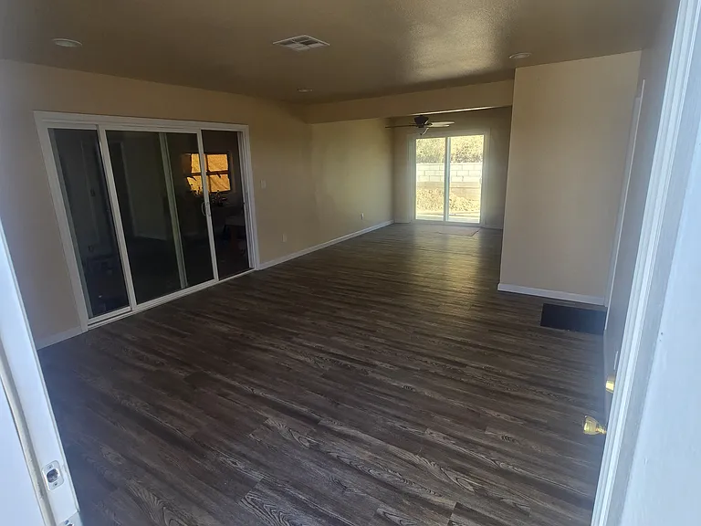 5539 Santa Margarita St — Photo 6