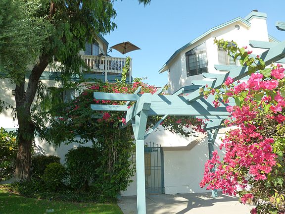2nd image of 4751 E Pacific Coast Hwy #8