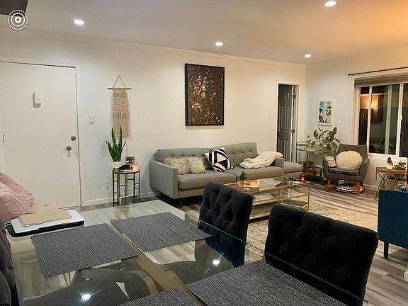 4th image of 3448 Garden Ave #6