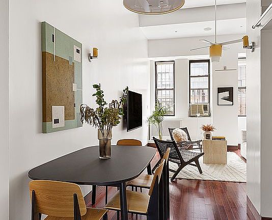 3rd image of 235 E 49th St APT 1E