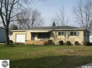 113 York St, Saint Louis, MI 48880