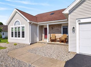 75 Pickering Dr, Rochester, NY 14626
