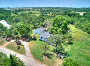 3805 Leesa Ln, Edmond, OK 73013