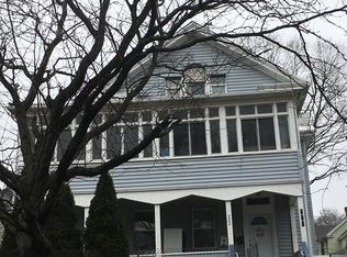 223 Pine St #2, Holyoke, MA 01040