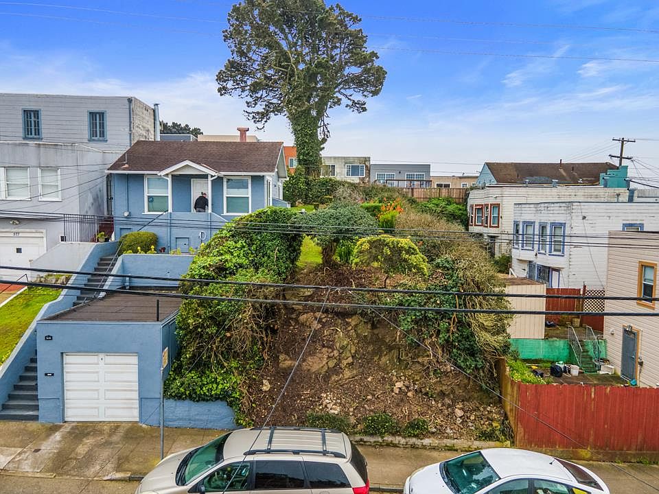 1st image of 585 Lakeview Ave
