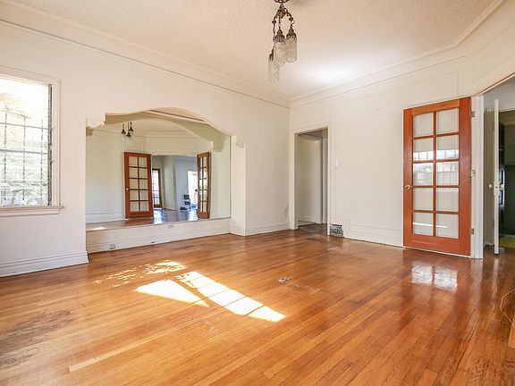5th image of 4009 W 7th St