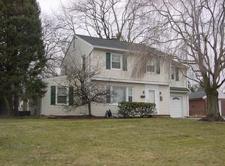 1944 Hemlock Rd, Lancaster, PA 17603