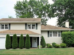 152 Clover Hill Dr, Flanders, NJ 07836
