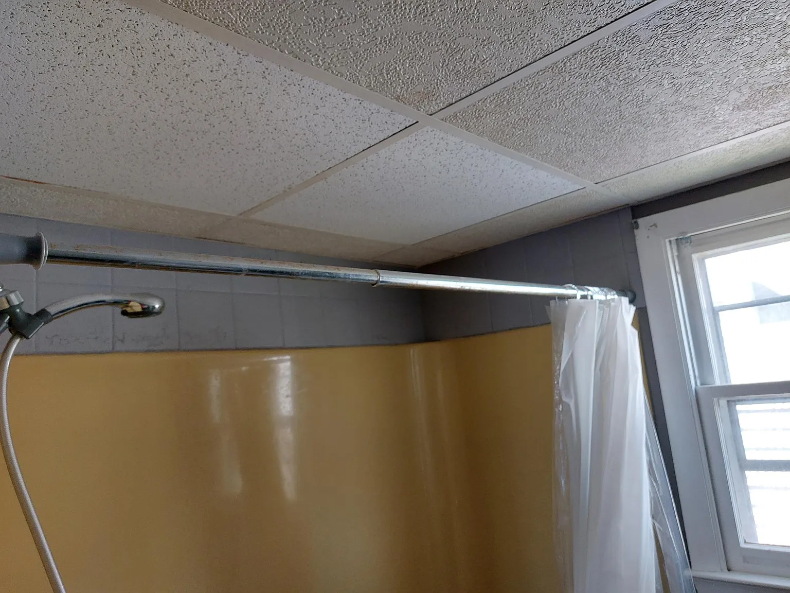 2 bed, 725 sqft, $1,850 — Photo 2