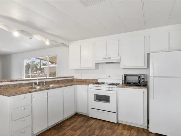 2121 N Center Street #116, Mesa, AZ 85201