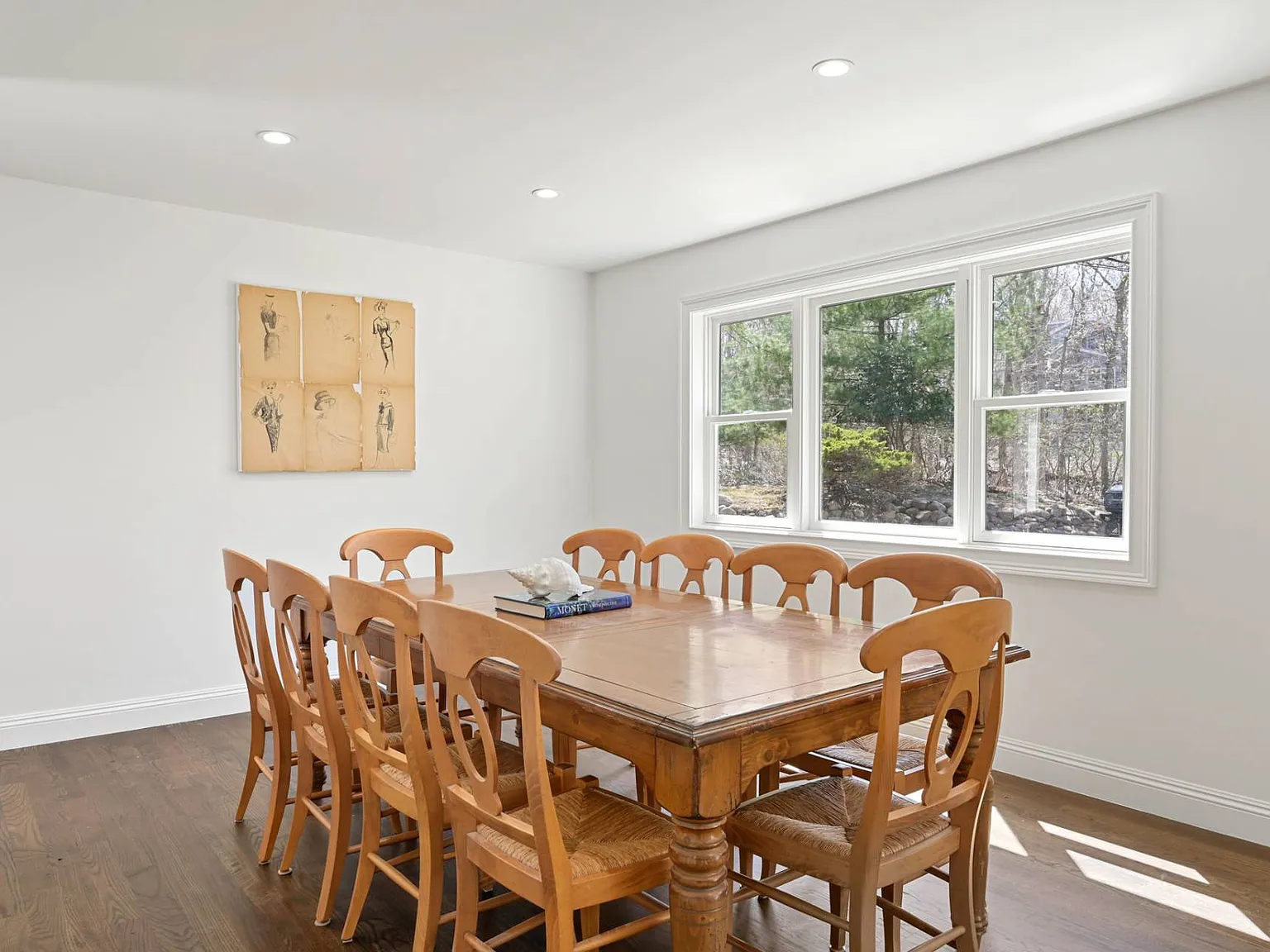 Gorgeous Sag Harbor Retreat With Heated Pool — Photo 4