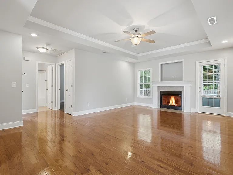 242 Chestnut Oak Cir — Photo 3
