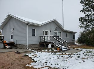 5490 Road 107, Dalton, NE 69131