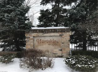 35100 Lisle Ct, Willoughby, OH 44094