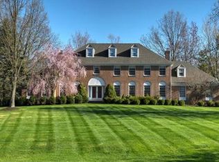 8 John Stevens Rd, Whitehouse Station, NJ 08889