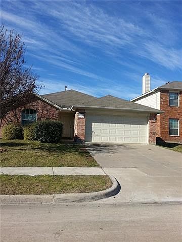 1st image of 3033 Brookfield Dr