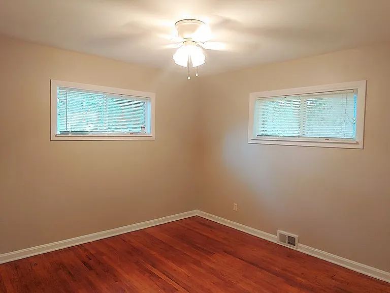 1589 Tanager Cir — Photo 3