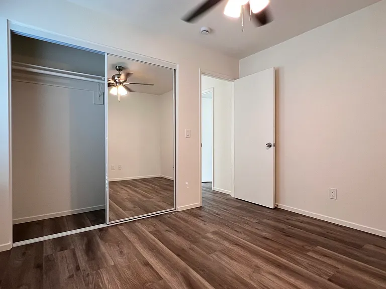 Florida Street Apartments — Photo 48