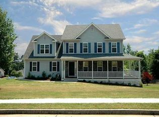 1226 Brim Bay Ct, Loganville, GA 30052